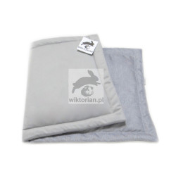 Szara mata wodoodporna dla świnki morskiej, duży wybór rozmiarów mat, dużo kolorów mat do klatki